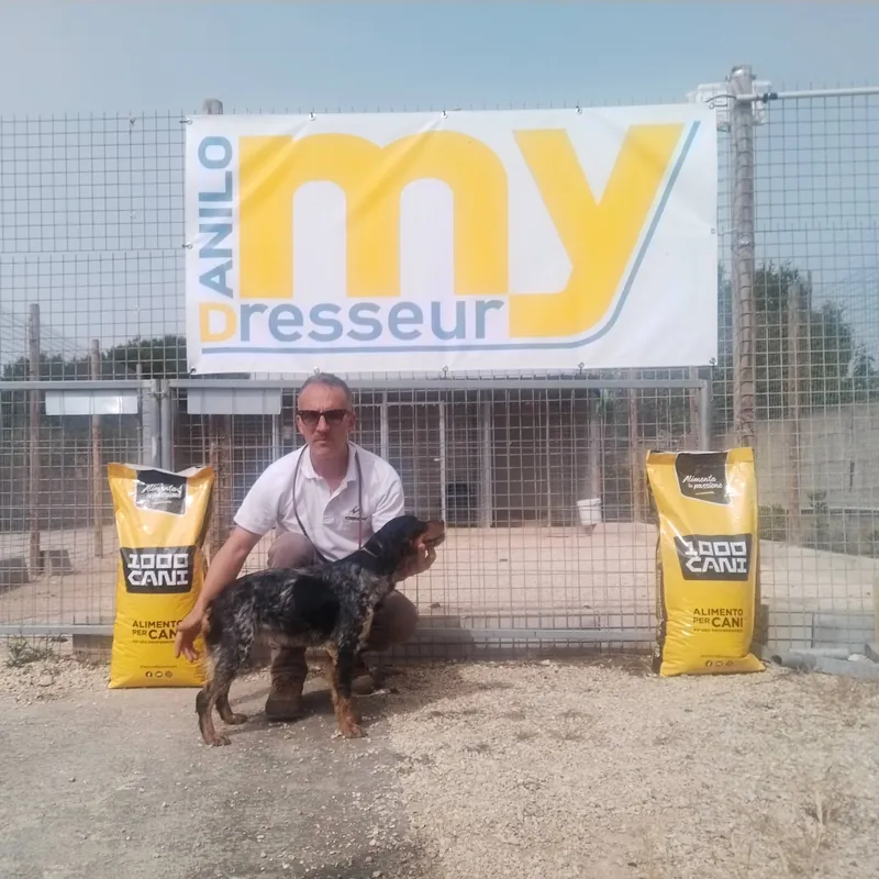 Danilo con il suo cane – Il dresseur Danilo